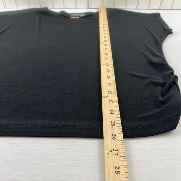 Chico’s Travelers Stretch Black Short Sleeve Top with Gold‎ Accent Sz Large - Picture 10 of 12